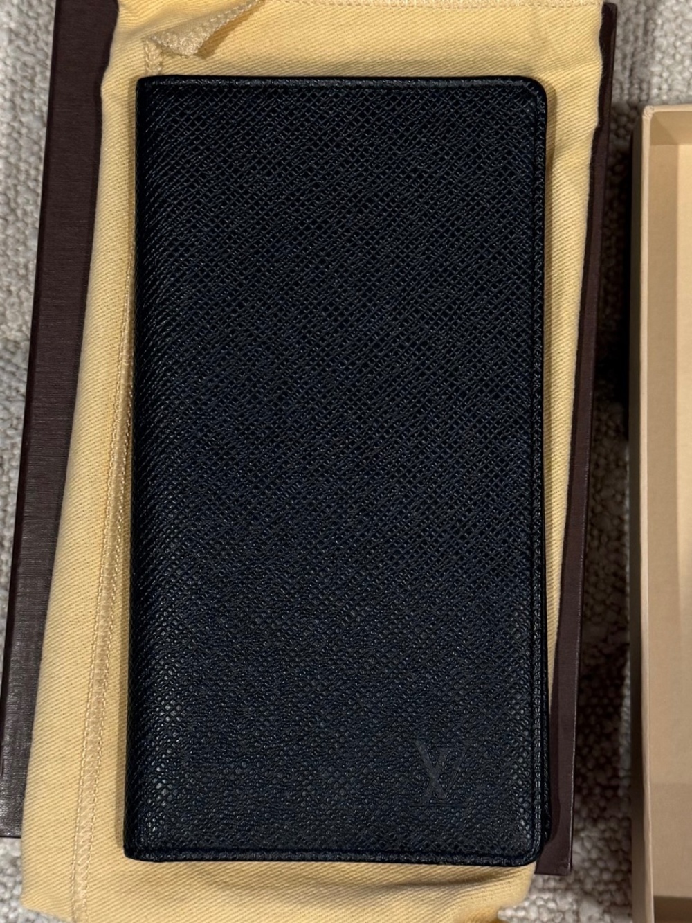 Louis Vuitton black Brazza long wallet Taiga leather